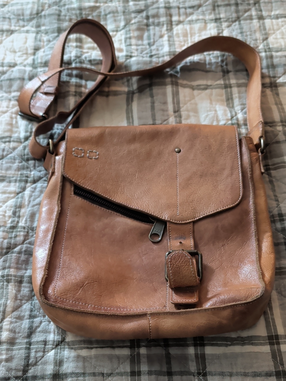 Bed Stu Venice Beach Tan Rustic Leather Flap Crossbody Bag Boho Purse